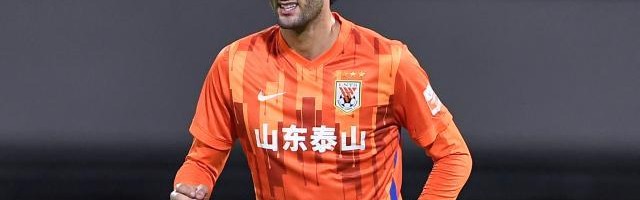 九游体育-【中超】段刘愚2球费莱尼破门 山东5比0青岛3分领跑