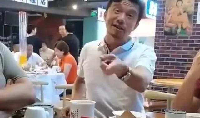 九游娱乐-世界杯看世界观对撞，“就压着打”大战“就蹲着活”