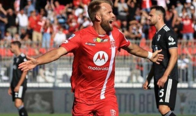 九游体育-梁熙明问诊尤文图斯②：阿莱格里到底弱在哪？